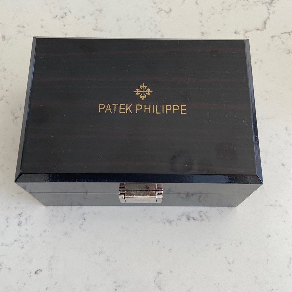 Used watch box